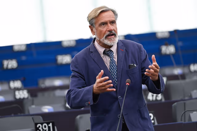 Valokuva 1: EP Plenary session - Taxation of large digital platforms in the light of international developments