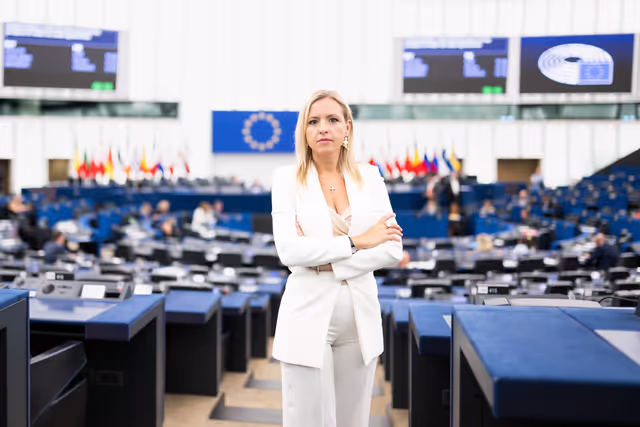 Φωτογραφία 2: Silvia SARDONE in the EP in Strasbourg