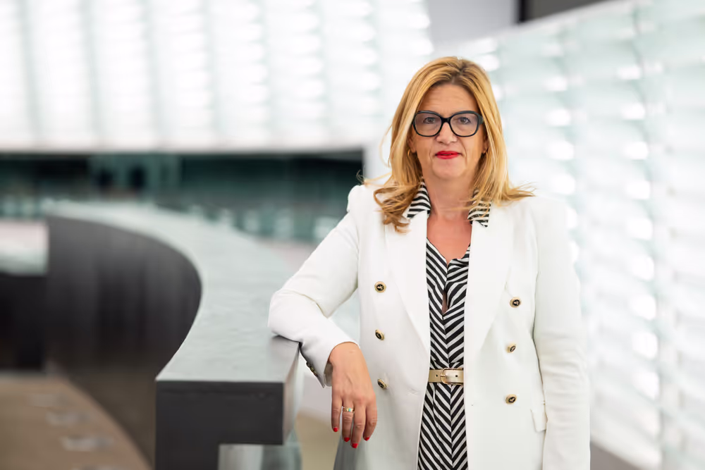 Stéphanie Yon-Courtin in the EP in Strasbourg.