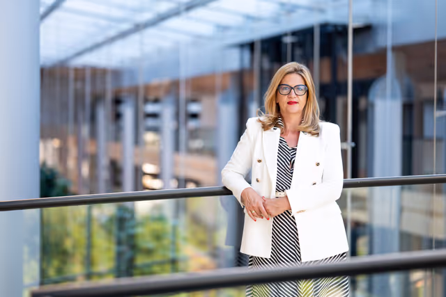 Fotó 3: Stéphanie Yon-Courtin in the EP in Strasbourg.