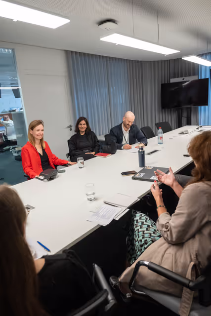 Φωτογραφία 13: Press briefing with Anna CAVAZZINI