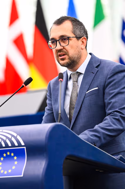 Fotagrafa 33: EP Plenary session - Summer of heatwaves in the EU: addressing the causes and providing adequate housing and health policies to record-breaking temperatures