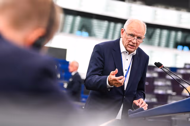 Fotagrafa 27: EP Plenary session - Summer of heatwaves in the EU: addressing the causes and providing adequate housing and health policies to record-breaking temperatures