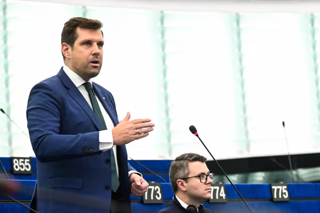 Fotagrafa 2: EP Plenary session - Summer of heatwaves in the EU: addressing the causes and providing adequate housing and health policies to record-breaking temperatures