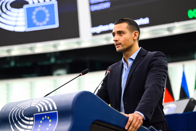 Fotagrafa 12: EP Plenary session - Summer of heatwaves in the EU: addressing the causes and providing adequate housing and health policies to record-breaking temperatures