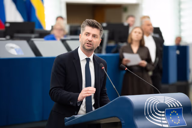 Fotó 44: EP Plenary session - Parliament's statements on Solidarity with Poland following the deliberate violation of Polish airspace by Russian drones