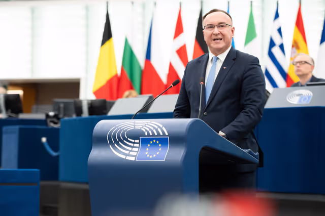 Fotó 37: EP Plenary session - Parliament's statements on Solidarity with Poland following the deliberate violation of Polish airspace by Russian drones