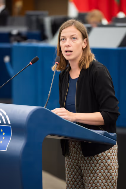 Fotó 34: EP Plenary session - Parliament's statements on Solidarity with Poland following the deliberate violation of Polish airspace by Russian drones