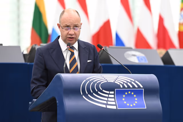 Fotó 16: EP Plenary session - Parliament's statements on Solidarity with Poland following the deliberate violation of Polish airspace by Russian drones