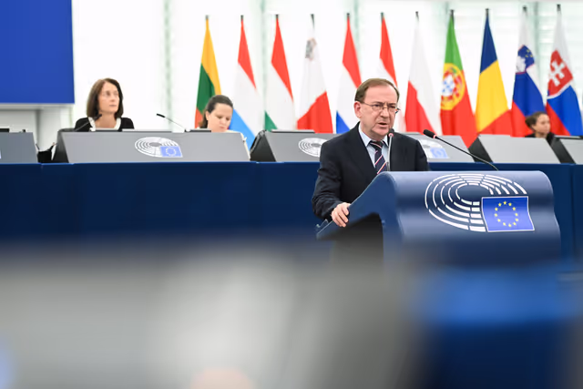 Fotó 22: EP Plenary session - Parliament's statements on Solidarity with Poland following the deliberate violation of Polish airspace by Russian drones