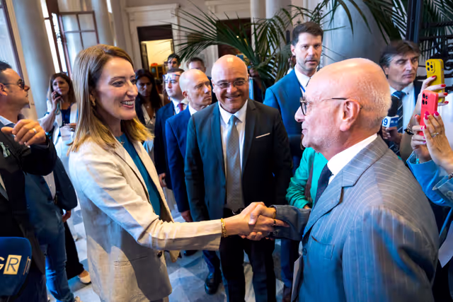 Photo 14 : Official visit by Roberta METSOLA, EP President, to Messina (Italy) - Participation to the conference "National and Transnational Crime: Tools and Objectives in Italy and Europe"