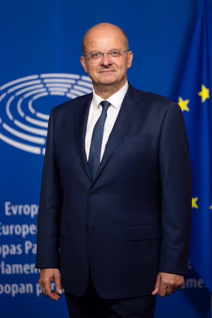 Fotogrāfija 6: Christophe GRUDLER in the EP in Brussels