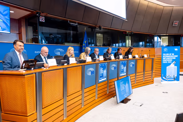 Foto 18: Election Observation Conference - FURIC 2025.- Opening remarks