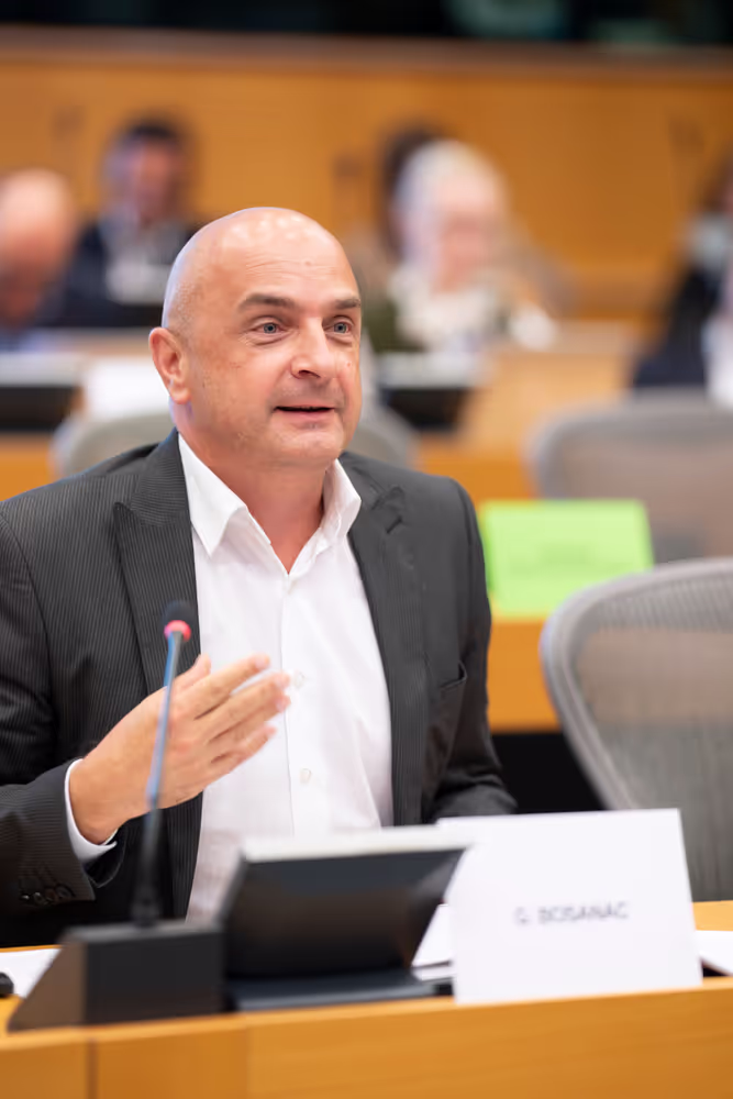 REGI - Presentation by the Commission of the legislative proposals for NRPP and ERDF