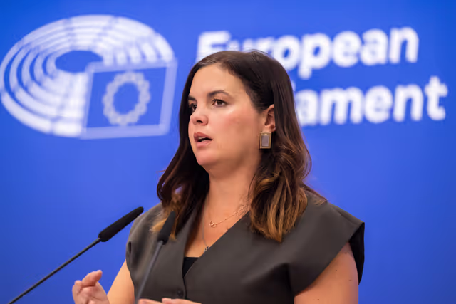 Foto 20: Press conference with DANA victims' associations