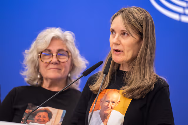 Foto 17: Press conference with DANA victims' associations