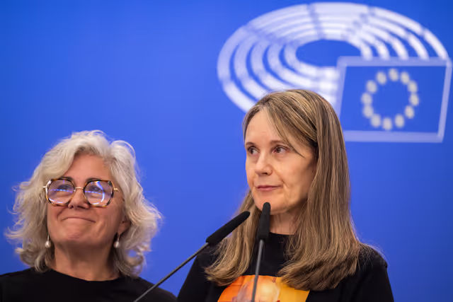 Foto 11: Press conference with DANA victims' associations