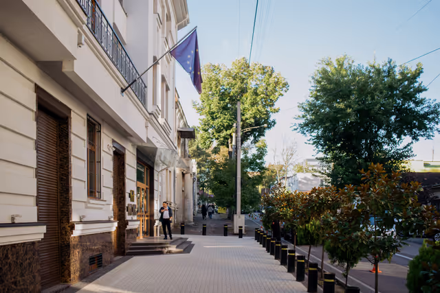 Foto 14: Election Observation Delegation -Parliamentary Elections in Moldova