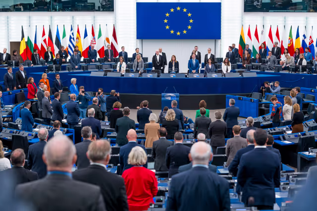 Fotografie 10: EP Plenary session - Resumption of session and order of business