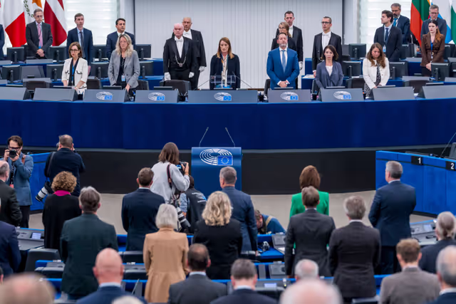 Fotografie 9: EP Plenary session - Resumption of session and order of business