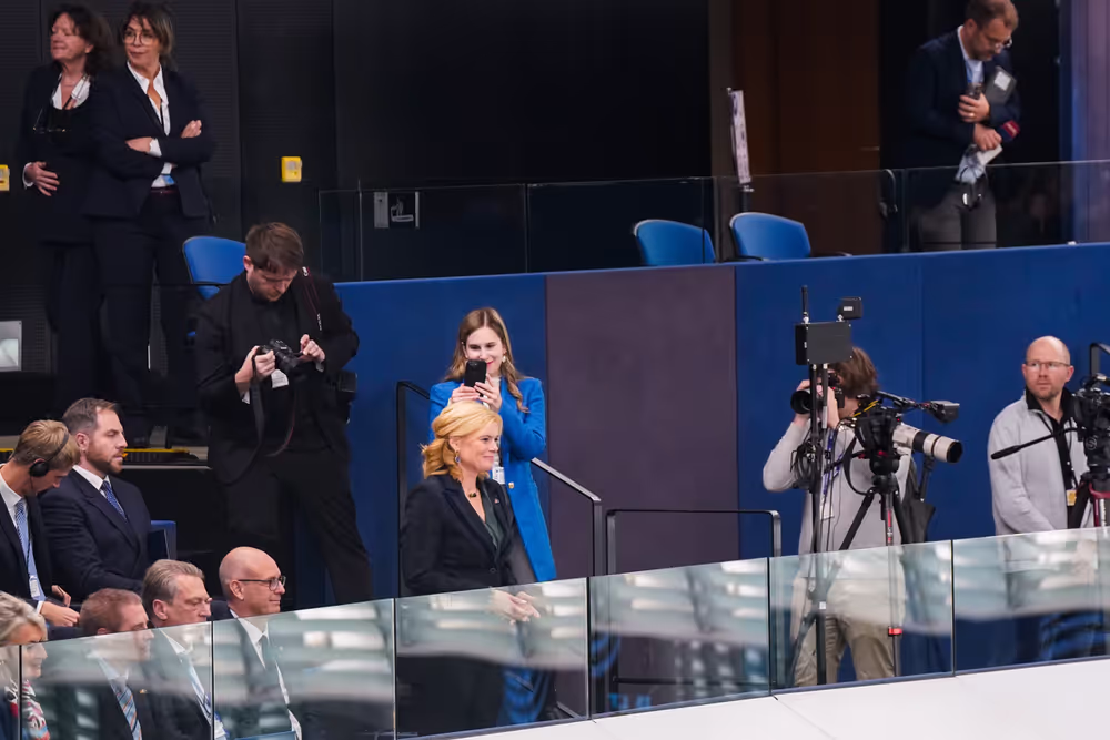 EP Plenary session - Resumption of session and order of business