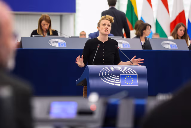 Photo 9: EP Plenary session - Motions of censure