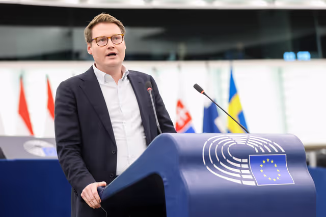 Fotó 3: EP Plenary session - Rising antisemitism in Europe