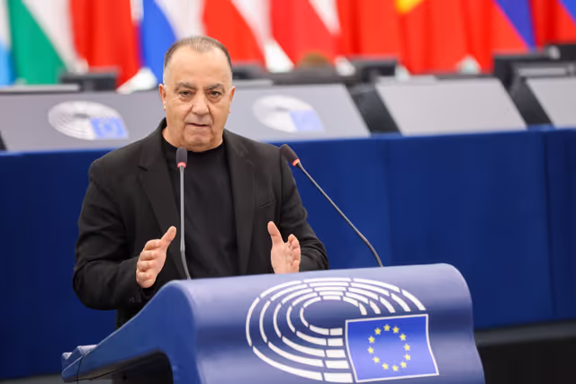 Fotagrafa 48: EP Plenary session - Rising antisemitism in Europe