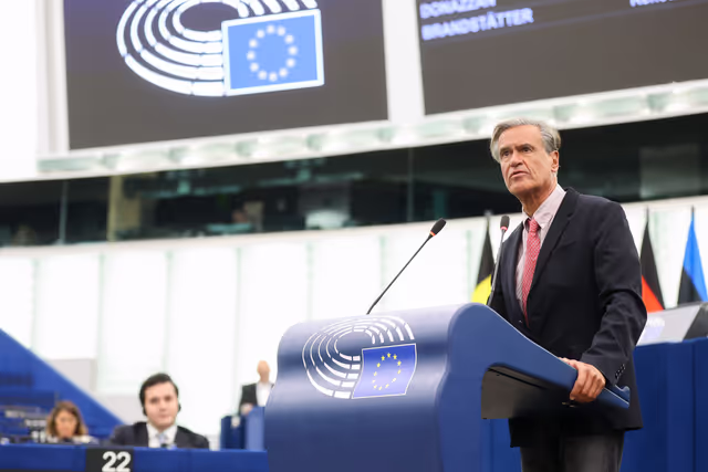 Fotagrafa 44: EP Plenary session - Rising antisemitism in Europe