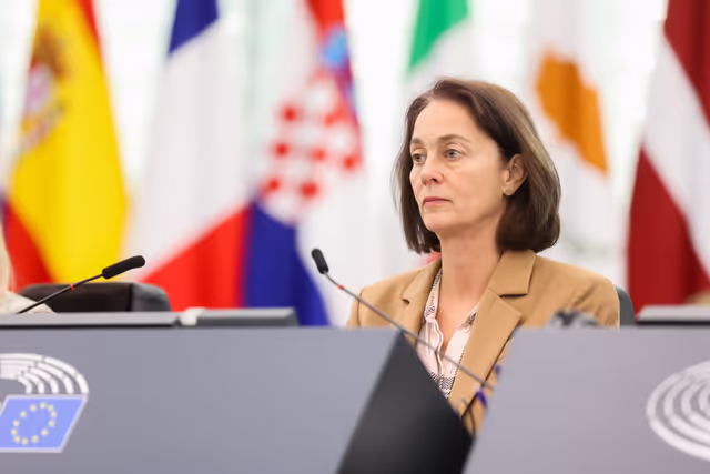 Fotagrafa 43: EP Plenary session - Rising antisemitism in Europe