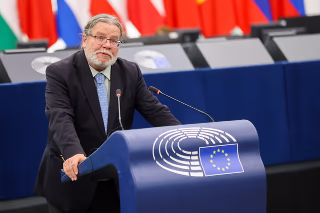 Fotagrafa 18: EP Plenary session - Rising antisemitism in Europe