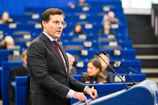 Suriet 33: EP Plenary session - The EU’s role in supporting the recent peace efforts for Gaza and a two-state solution