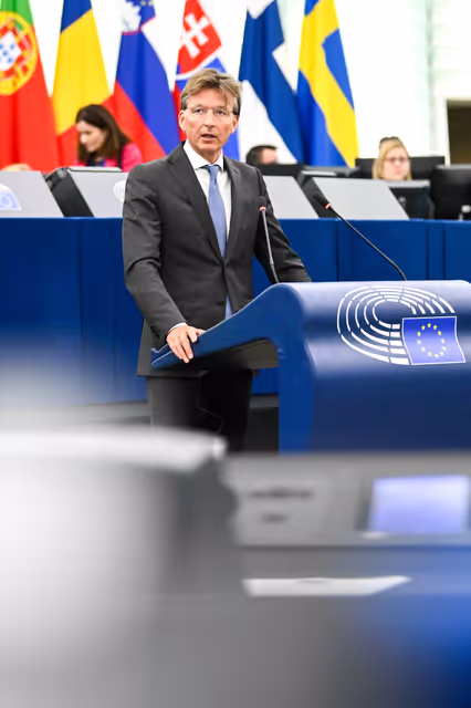 Zdjęcie 33: EP Plenary session - The EU’s role in supporting the recent peace efforts for Gaza and a two-state solution