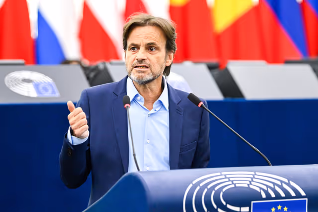 Zdjęcie 24: EP Plenary session - The EU’s role in supporting the recent peace efforts for Gaza and a two-state solution