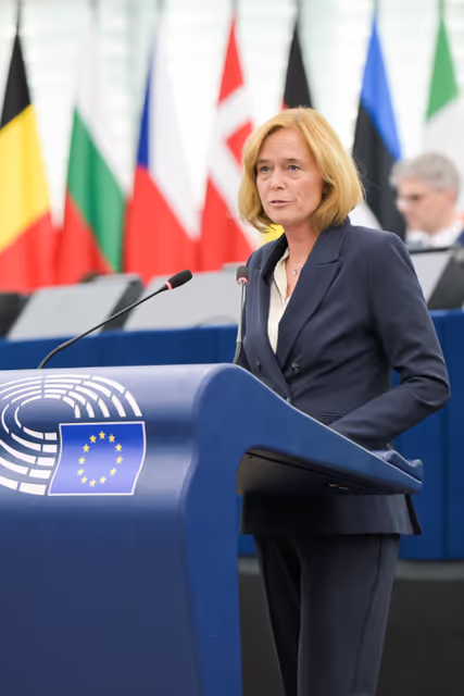 Photo 41: EP Plenary session - Situation in Afghanistan: supporting women and communities affected by the recent earthquakes