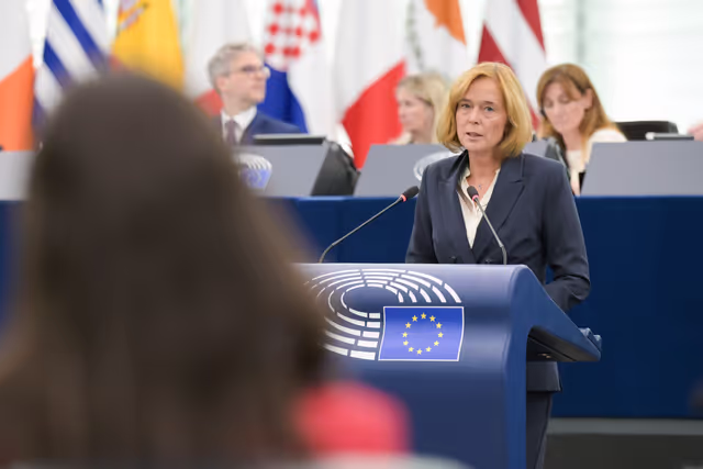 Photo 40: EP Plenary session - Situation in Afghanistan: supporting women and communities affected by the recent earthquakes