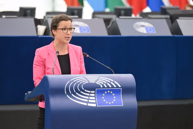 Photo 31: EP Plenary session - Situation in Afghanistan: supporting women and communities affected by the recent earthquakes