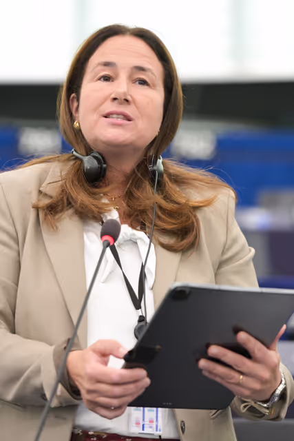 Photo 4: EP Plenary session - Situation in Afghanistan: supporting women and communities affected by the recent earthquakes