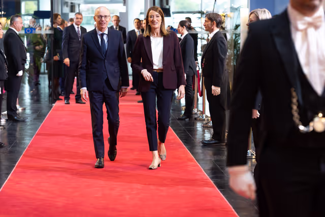 Foto 25: Roberta METSOLA, EP President meets with Luc FRIEDEN, Luxembourg Prime Minister