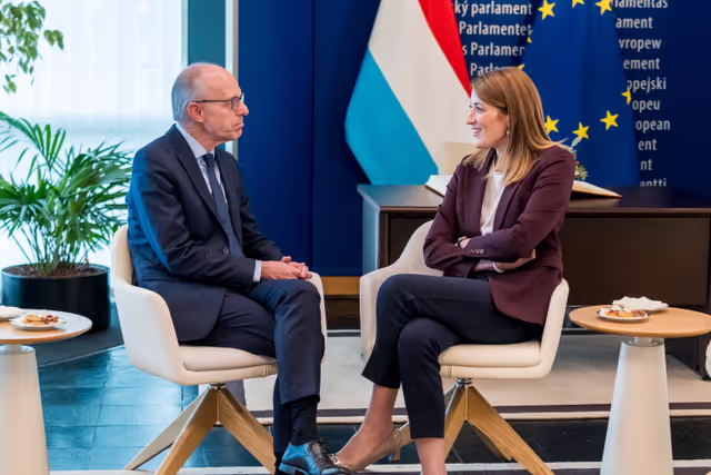Foto 8: Roberta METSOLA, EP President  meets with Luc FRIEDEN, Luxembourg Prime Minister