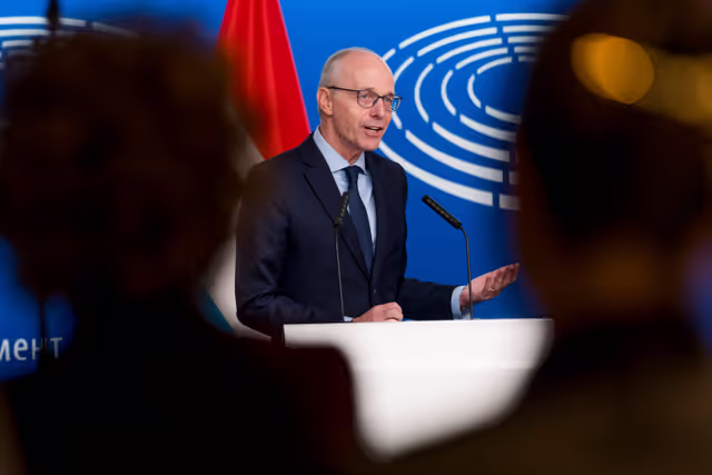 Foto 2: Roberta METSOLA, EP President  meets with Luc FRIEDEN, Luxembourg Prime Minister