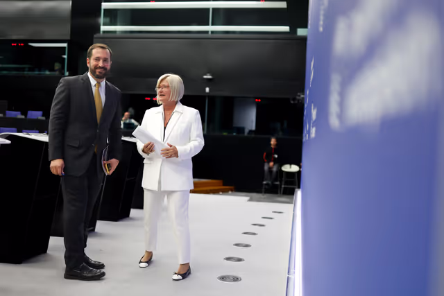 Fotografija 2: Press briefing Patriots for Europe