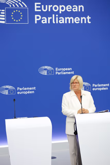 Fotografija 5: Press briefing Patriots for Europe