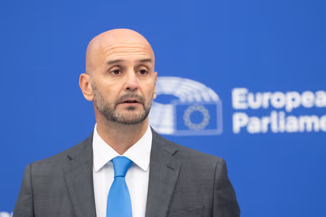 Foto 13: Press briefing ECR