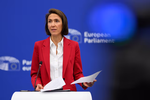 Fotografia 11: press briefing Renew Europe