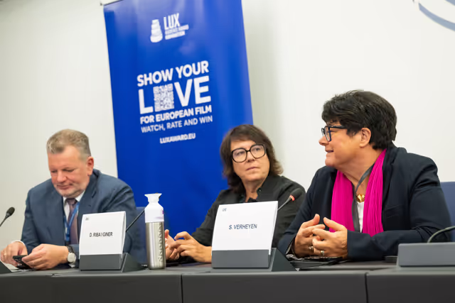 Foto 20: LUX Audience Award 2026 - Meeting with Vice-President Sabine Verheyen, responsible for the LUX Audience Award, along with Members of the Committee on Culture and Education and film representatives