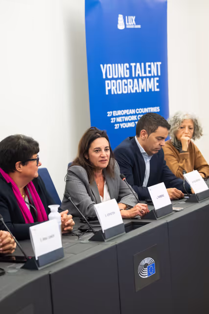 Foto 11: LUX Audience Award 2026 - Meeting with Vice-President Sabine Verheyen, responsible for the LUX Audience Award, along with Members of the Committee on Culture and Education and film representatives