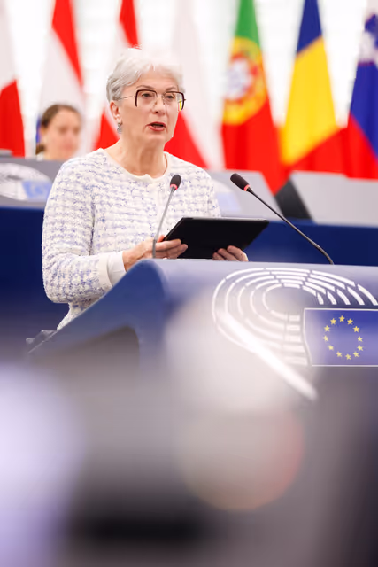 Fotografija 50: EP Plenary session - United response to recent Russian violations of the EU Member States’ airspace and critical infrastructure