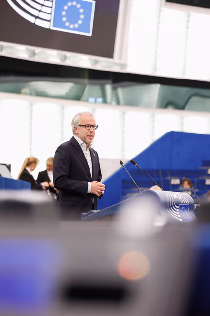EP Plenary session - United response to recent Russian violations of the EU Member States’ airspace and critical infrastructure