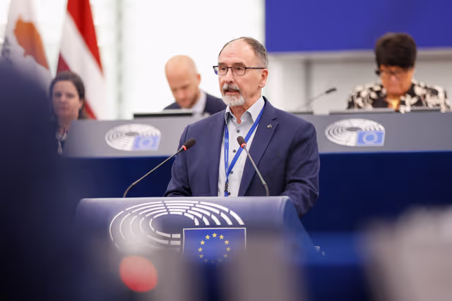 Fotografija 41: EP Plenary session - United response to recent Russian violations of the EU Member States’ airspace and critical infrastructure